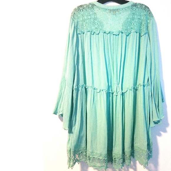 Democracy Flounce Sleeve Crochet Trim Peasant Top - Picture 3 of 8